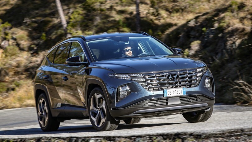 Hyundai Tucson Hybrid, 230 cavalli in scioltezza