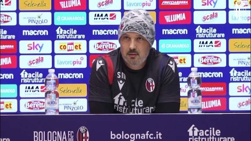 Mihajlovic scherza su Palacio: "A 39 anni sarei già morto.."