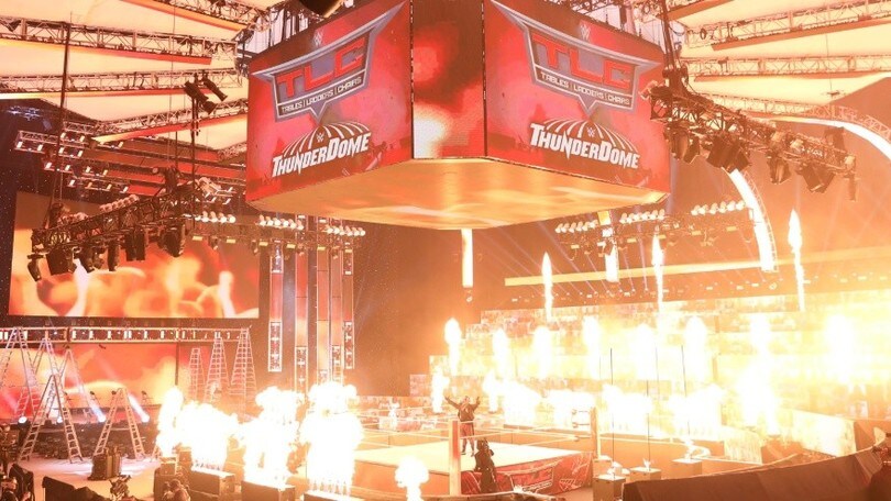 WWE TLC 2020 infuocato! Randy Orton dà alle fiamme il corpo di Fiend