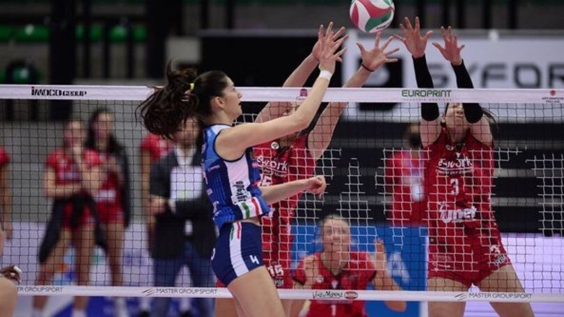 UYBA incerottata, l'Imoco vince nettamente