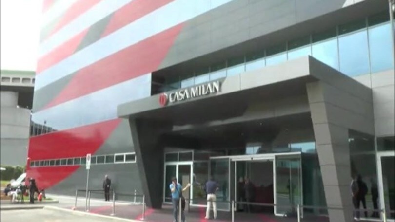 Mercato, Milan: Castillejo verso la cessione