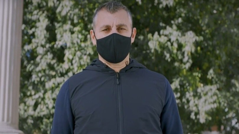 Coronavirus, Vieri testimonial della Lombardia: "Siate negativi"