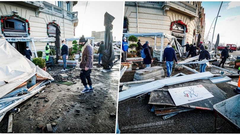 Napoli, ristoranti danneggiati dal maltempo sul lungomare