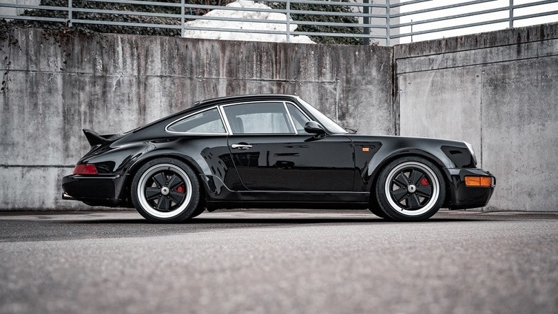 ARES Design Porsche 964 Turbo