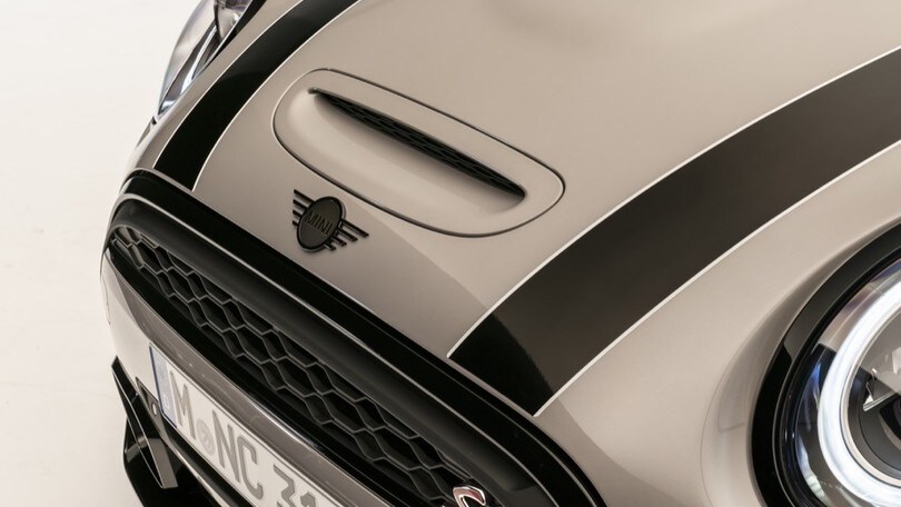 Mini Cooper S, svelato il restyling 2021