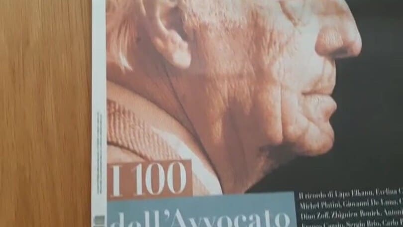 Speciale Gianni Agnelli, l'inserto da collezione è in edicola