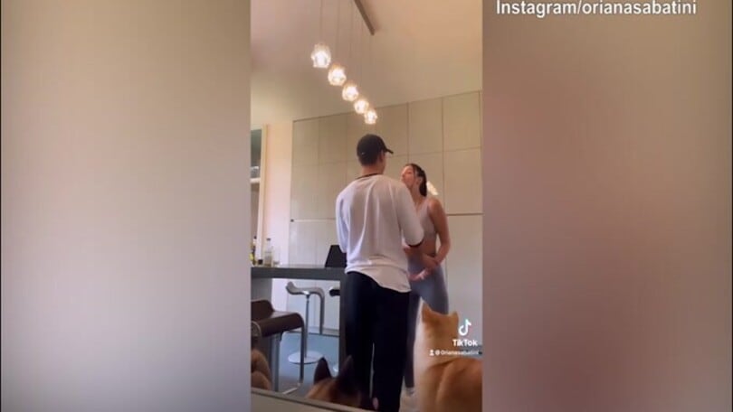 Dybala, la sfida con Oriana su Tik Tok è....imbarazzante!