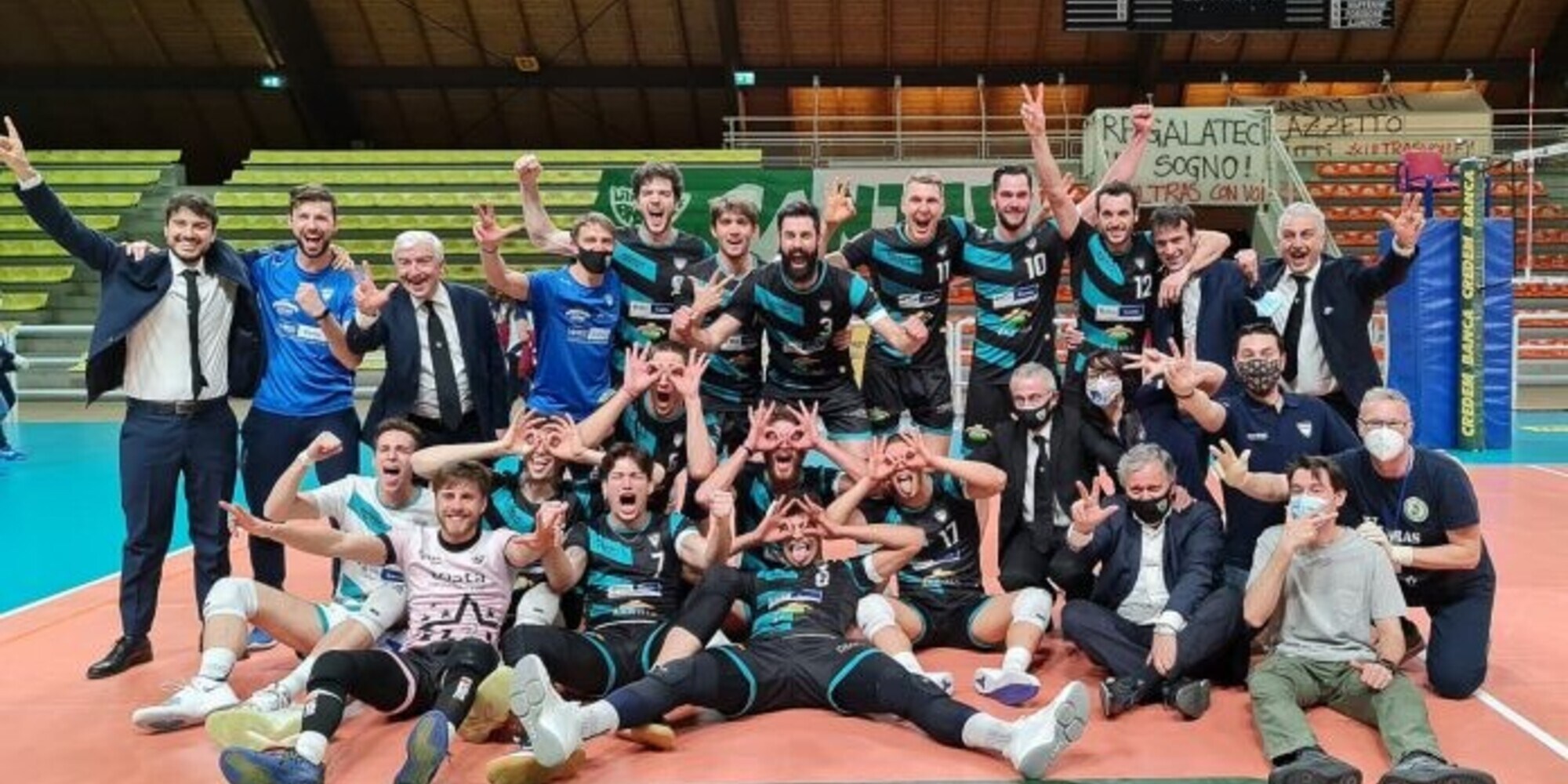 Cantù e Brescia vincono Gara 2 e vanno ai Quarti