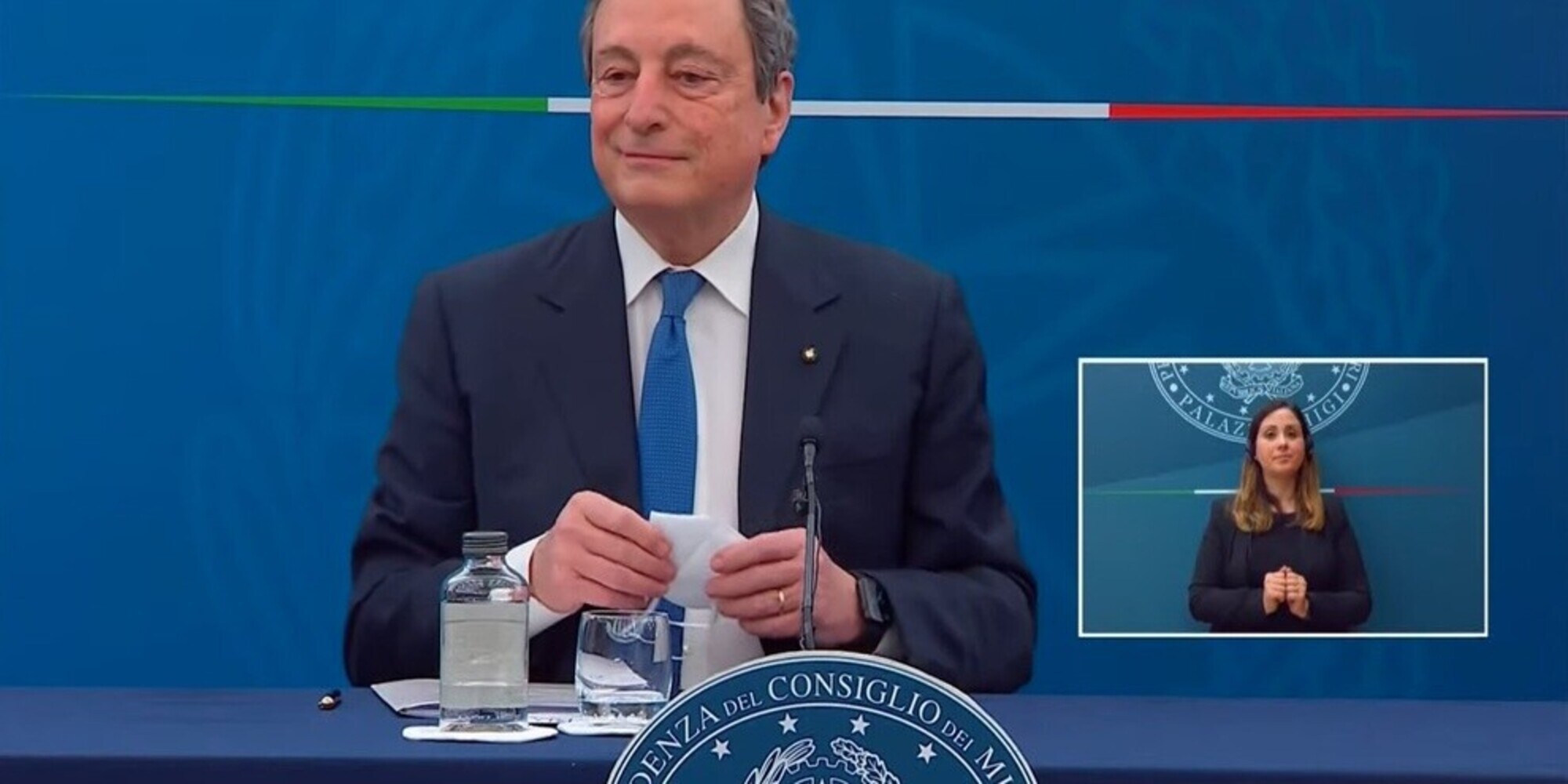 Draghi: "Priorità agli over 75, presto 500mila vaccini al giorno"