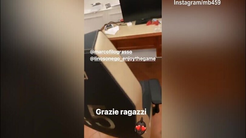 Monza, l'ultima novità di Balotelli: la sedia con il numero 45