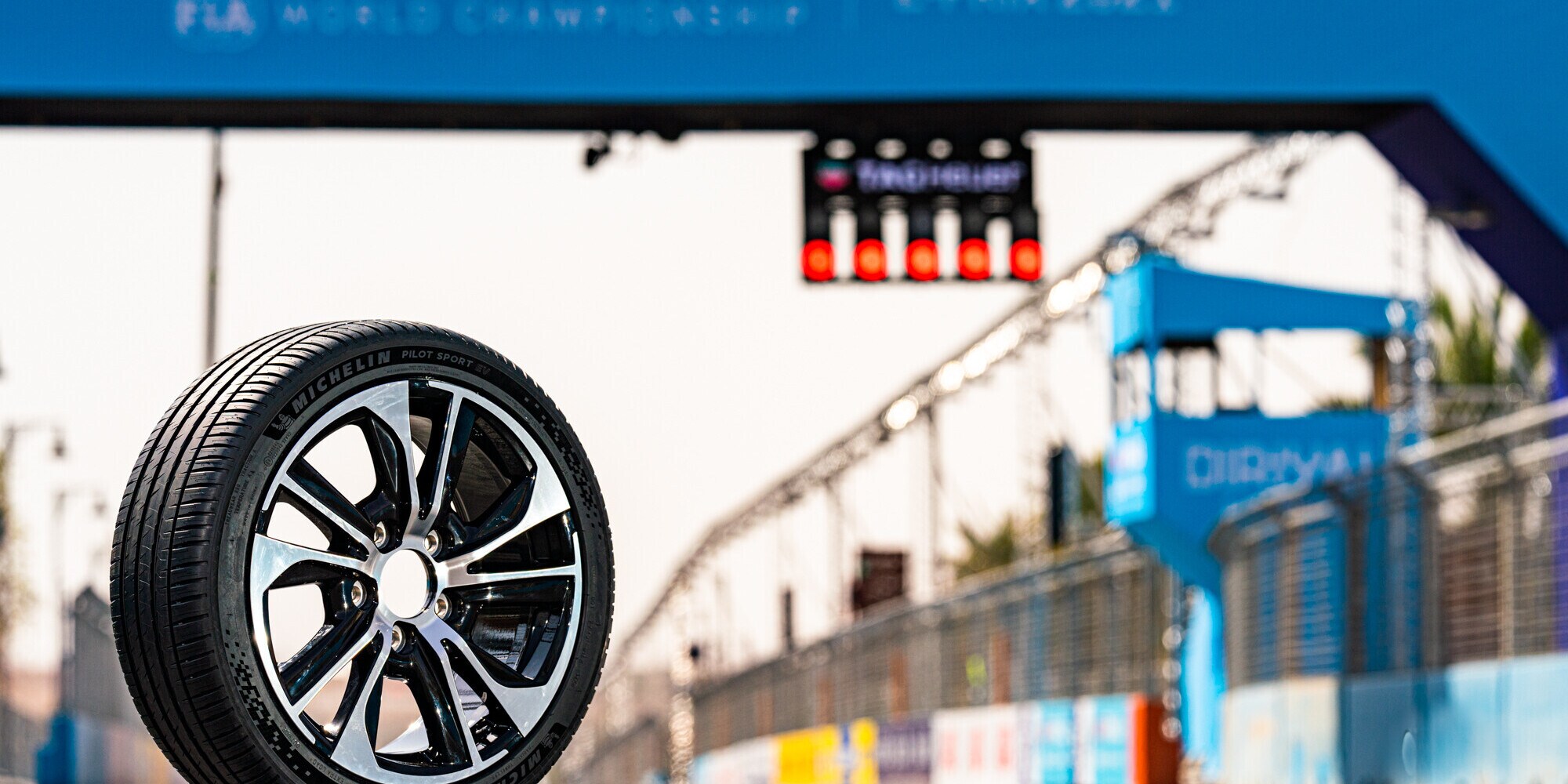 Con Michelin l’esperienza  di guida è a zero emissioni