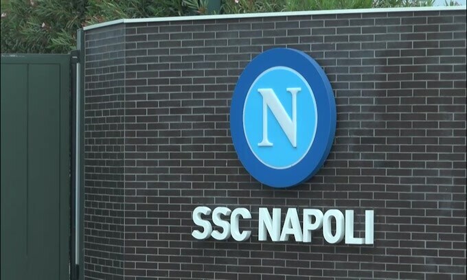 Napoli, 8 partite per entrare in Champions