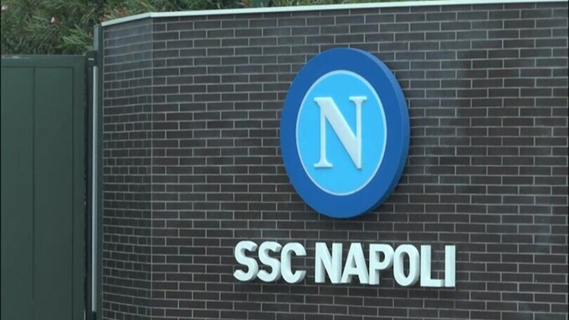 Napoli, 8 partite per entrare in Champions