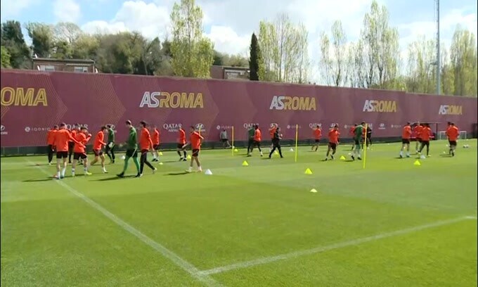 Roma, allenamento prima della sfida all'Ajax