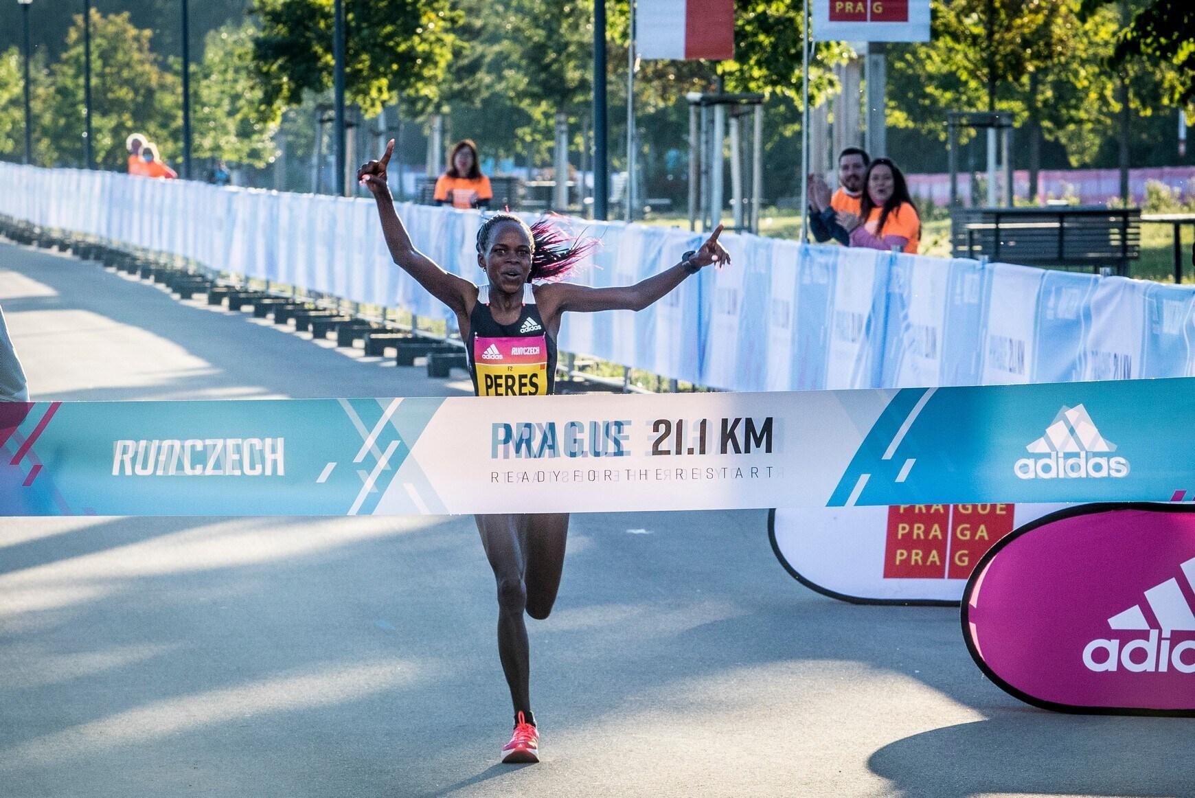 A Praga la maratona diventa una sfida di squadra con Battle of the Teams