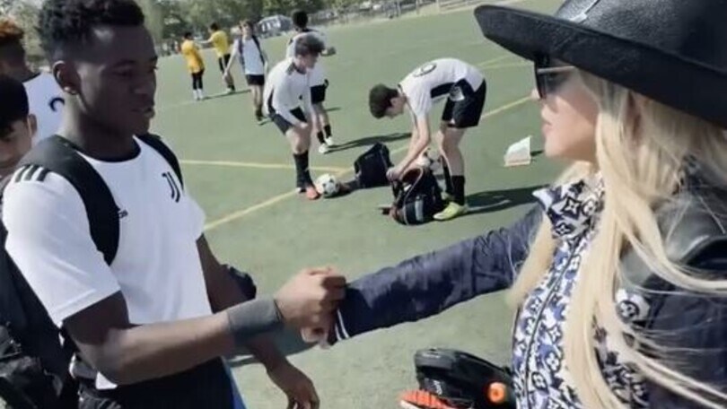Juve Academy, Madonna abbraccia il figlio David dopo il match!