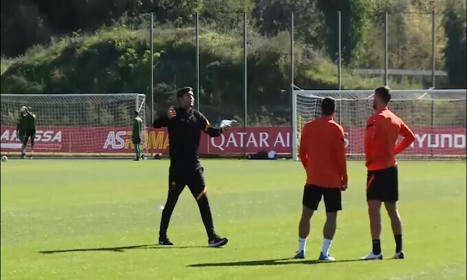 Roma, tornano in gruppo Smalling e altri tre giocatori