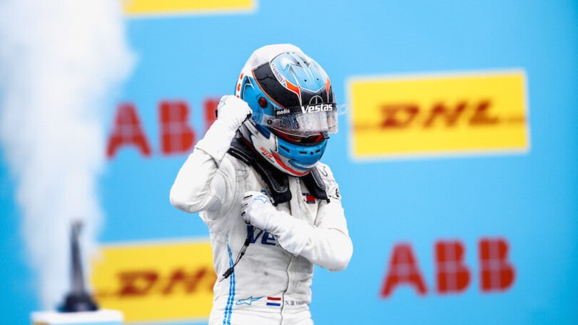 ePrix Valencia: Mercedes trionfa con De Vries, amarezza Da Costa