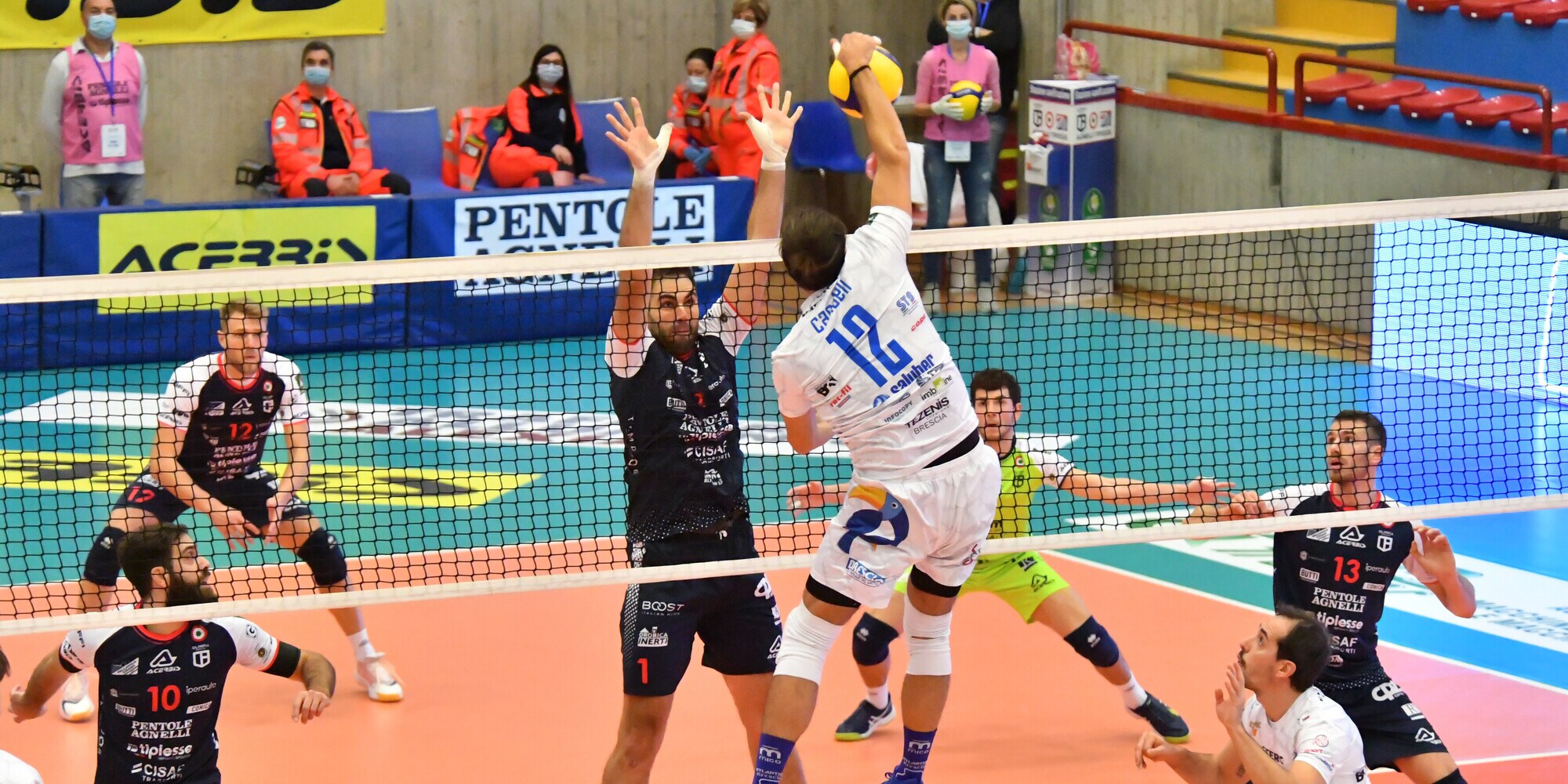 Si gioca Gara 2 delle Semifinali