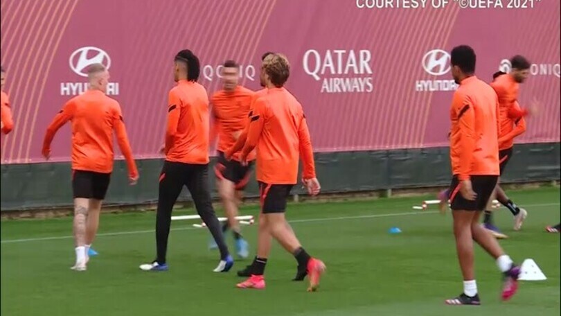 Roma, allenamento con vista Manchester United