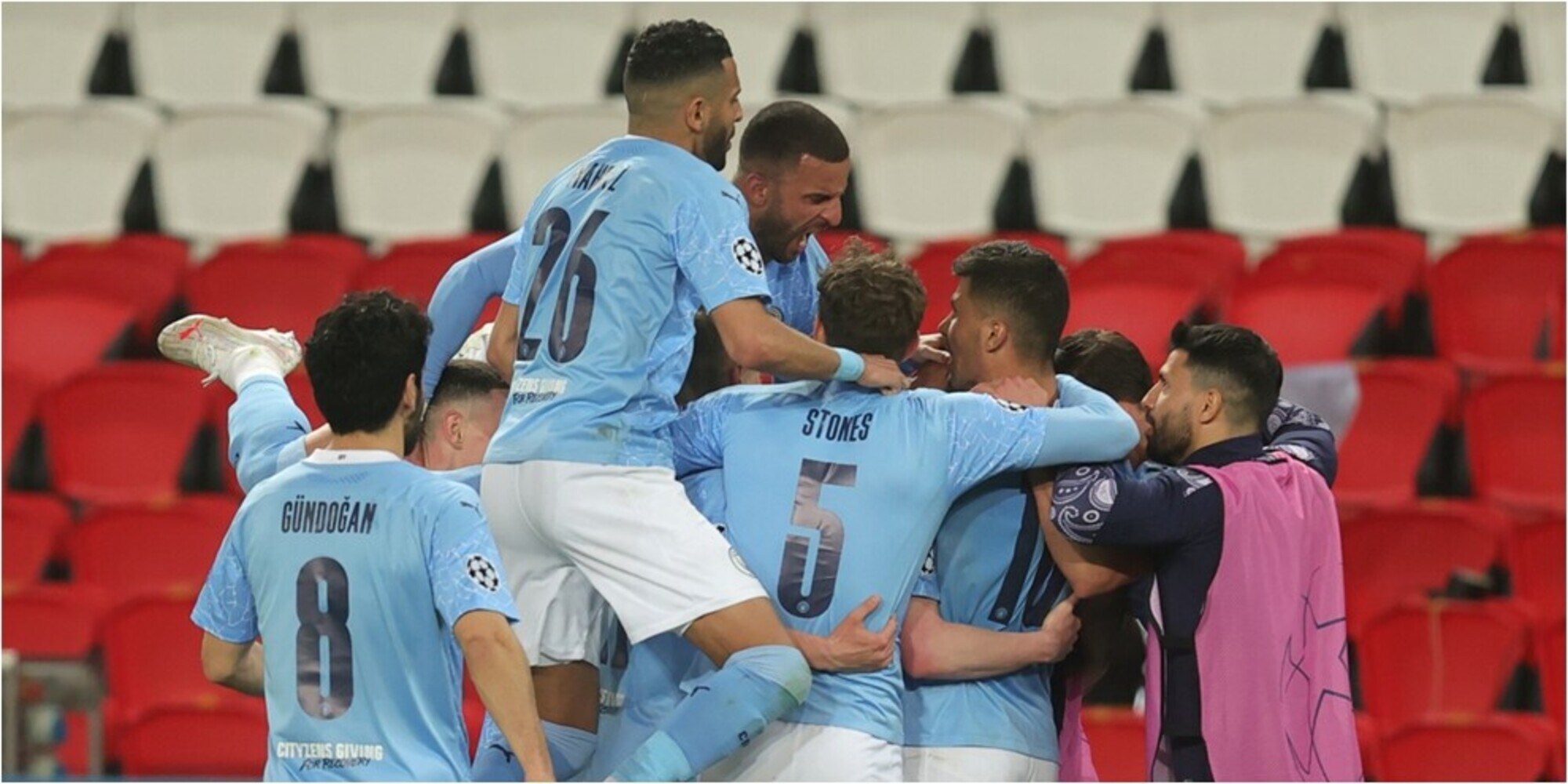 Mahrez e De Bruyne affondano il Psg: il Manchester City vince 2-1