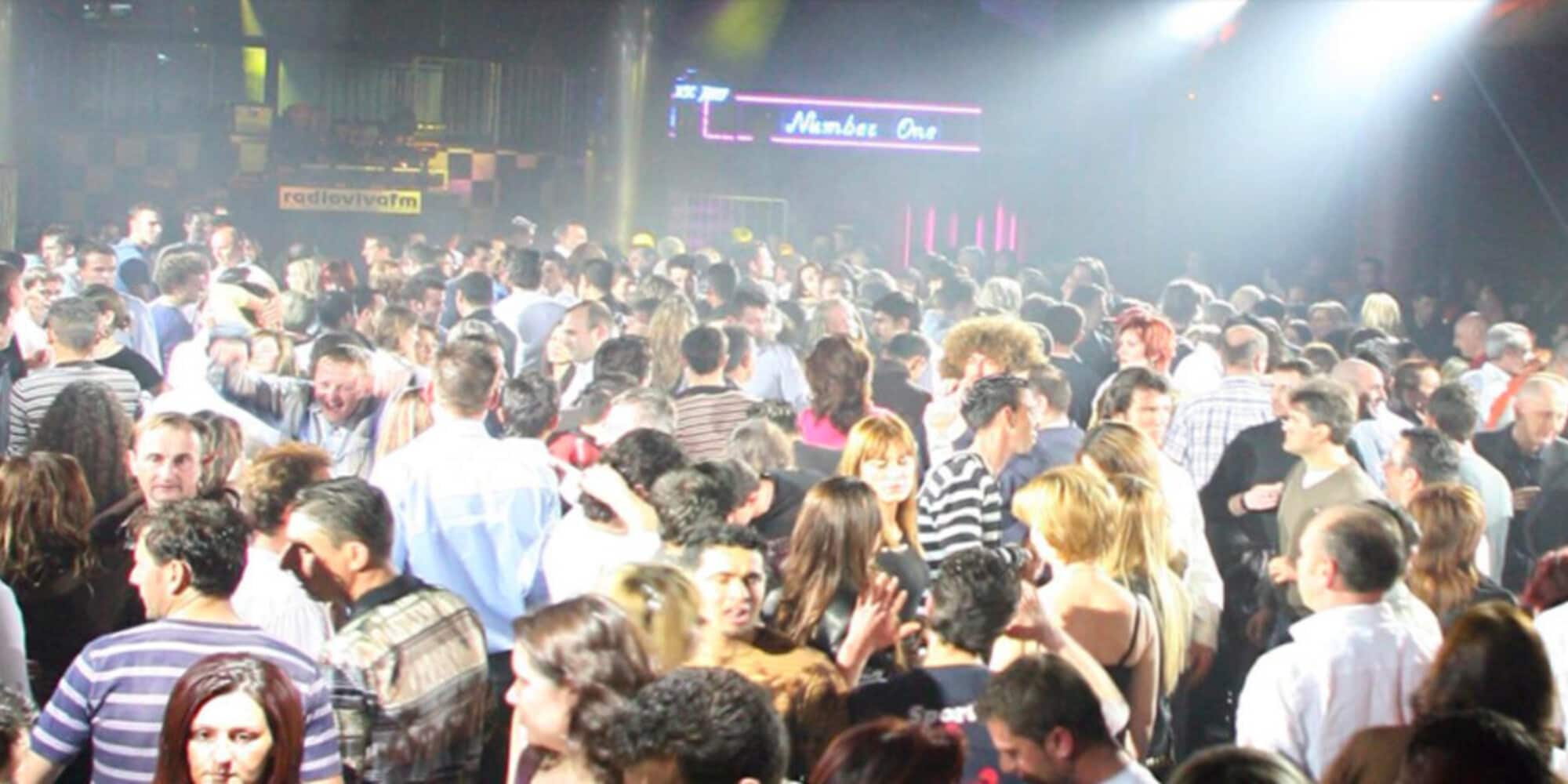 Test a Liverpool: in 3000 in discoteca senza mascherina
