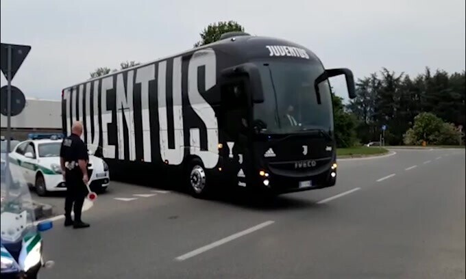 Juve-Milan, arriva il pullman della Juve