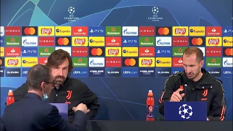 Nessun esonero, Pirlo in panchina contro il Sassuolo