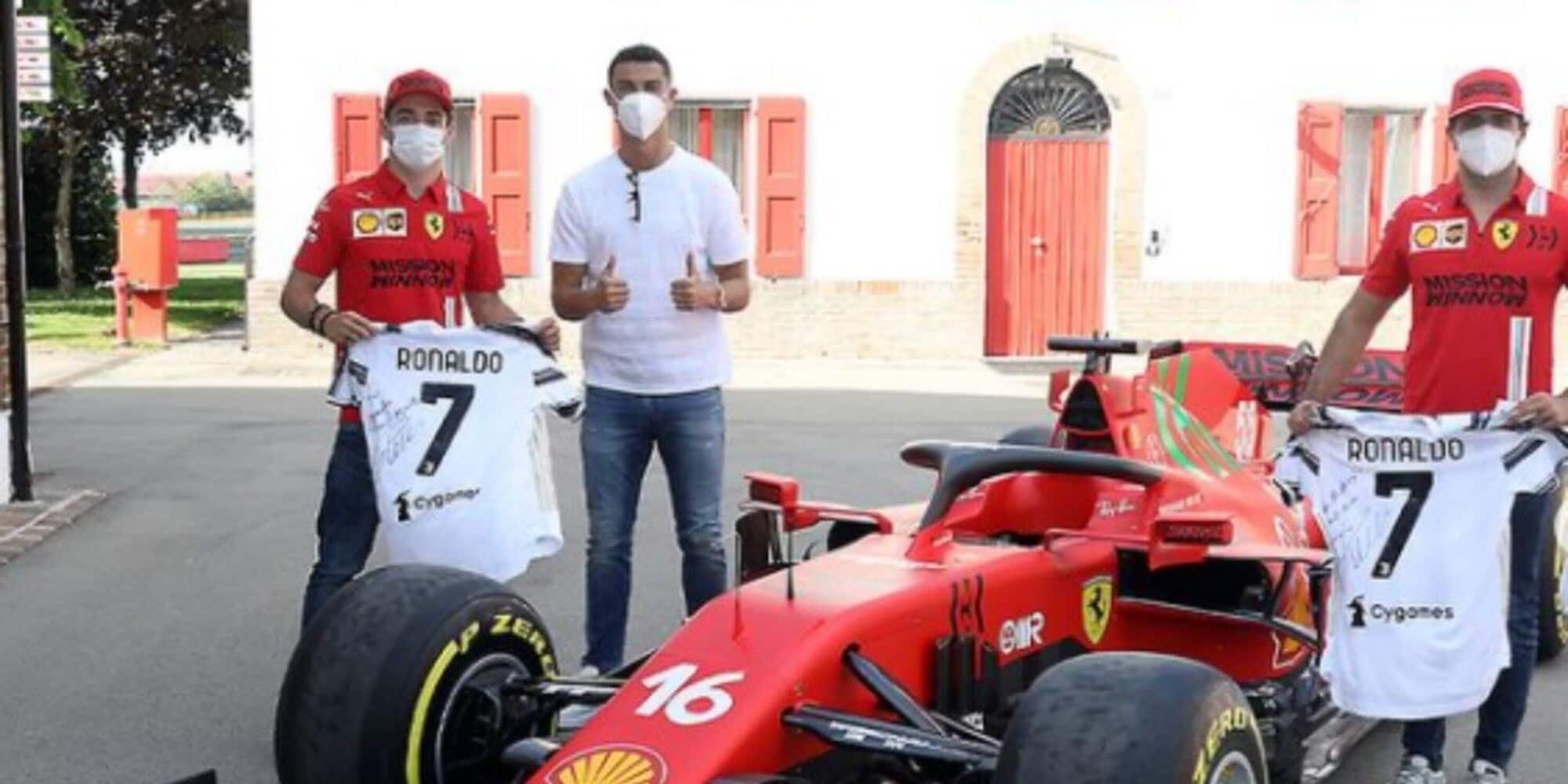 Ronaldo, visita alla Ferrari con John Elkann e Andrea Agnelli