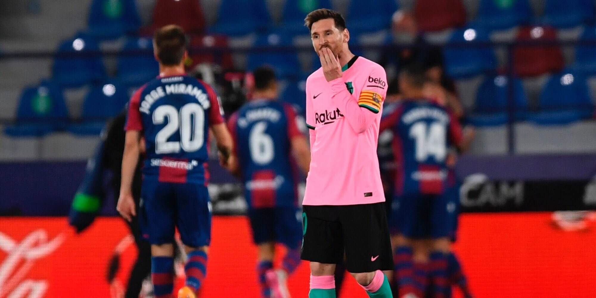 Flop Barcellona, il Levante rimonta 3-3! Osasuna e Alavés ok