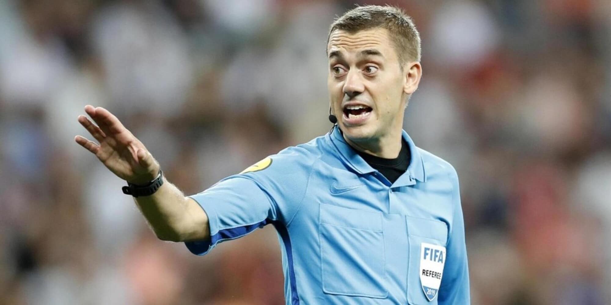 Europa League, scelto Turpin per arbitrare la finale Villarreal-Manchester United