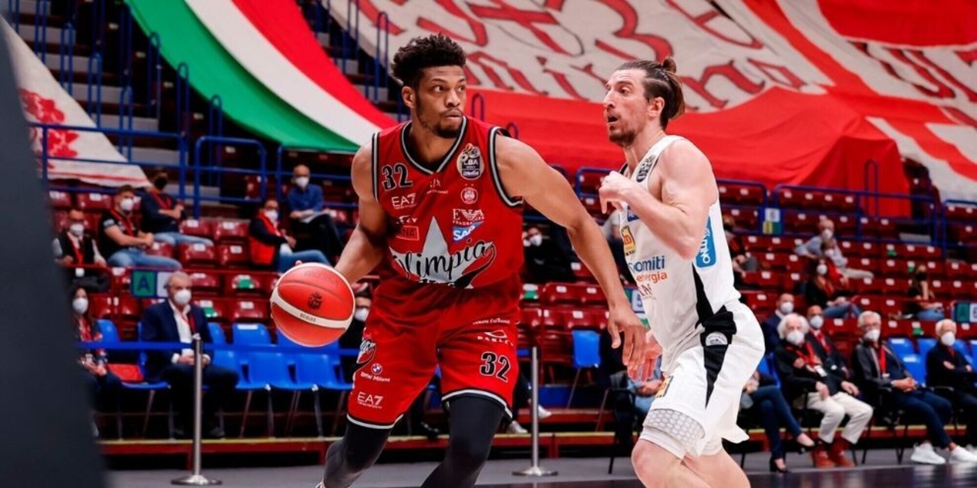 Playoff: Milano super in gara 1, Venezia vince all'overtime. Ok Virtus e Brindisi
