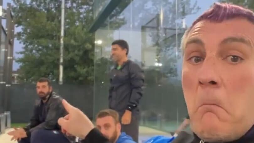 Vieri perde il primo set contro De Rossi! La colpa è del campo...