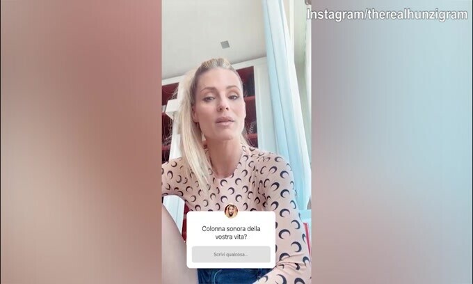 Il toccante messaggio della Hunziker per ricordare Battiato