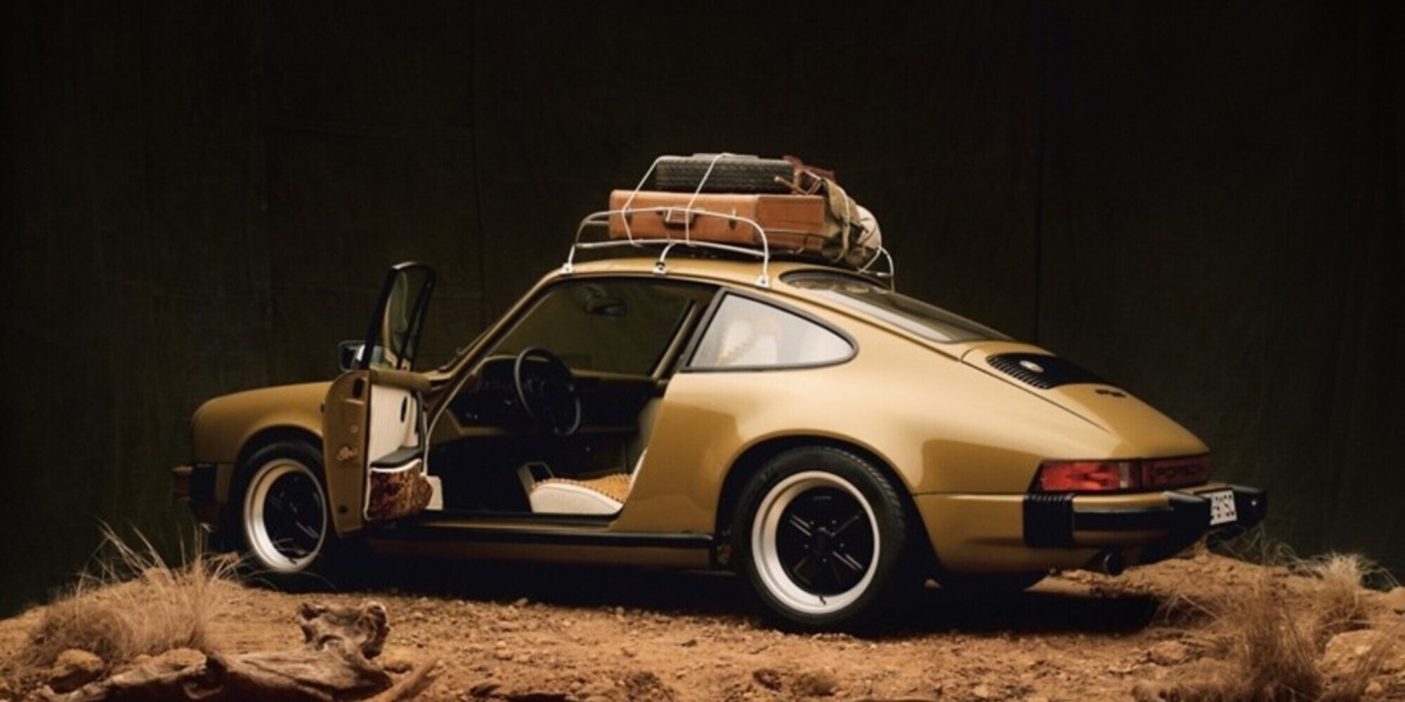 Porsche 911 SC di Teddy Santis sfila a New York