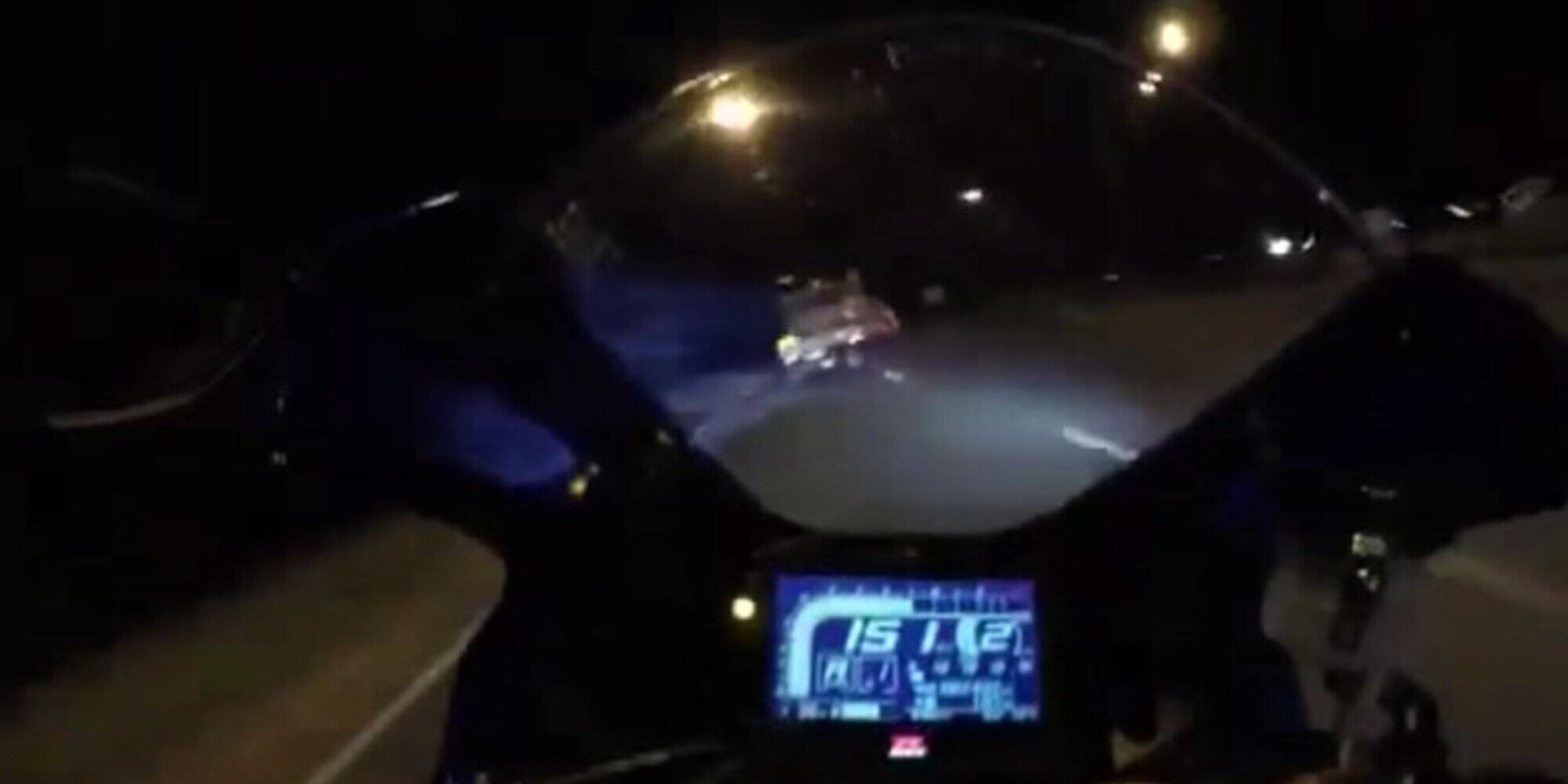 Terribile incidente in moto, la moglie diffonde il video per sensibilizzare i centauri