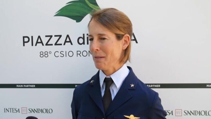 Giulia Martinengo guida l'assalto della Coppa delle Nazioni Intesa San Paolo a Piazza di Siena