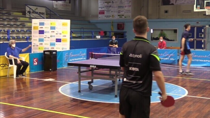 L'Apuania Carrara raggiunge il Messina in finale. 4-0 sul Verzuolo