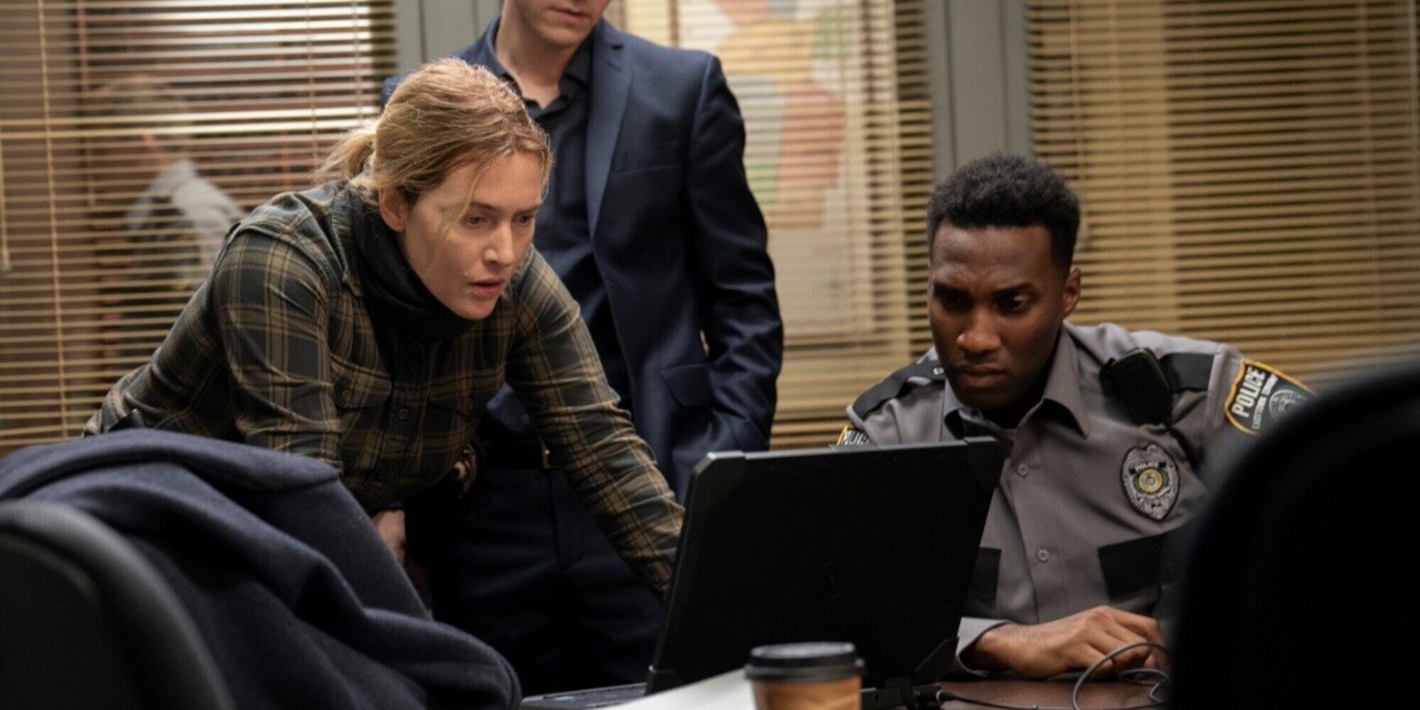 Kate Winslet, protagonista e produttrice della serie Omicidio a Easttown