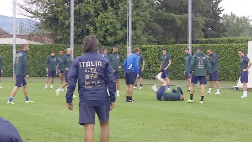 Euro 2020, che spavento per Immobile: pallonata in faccia in allenamento