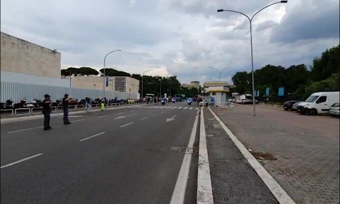 Verso Italia-Turchia, il pullman azzurro arriva allo stadio