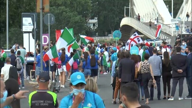 Italia-Turchia, tifoserie scatenate fuori dallo stadio
