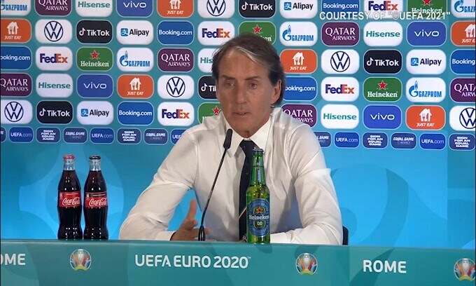 Mancini: "Le partite non si vincono per caso"
