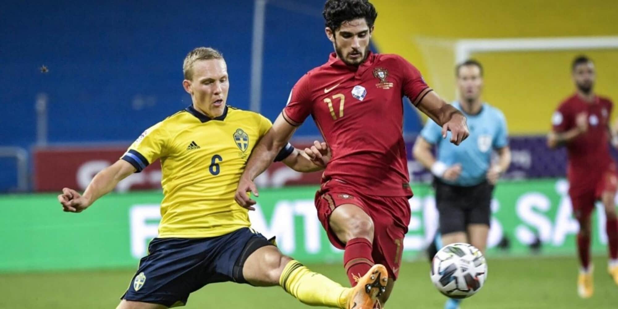 Superdeporte: "Il Valencia vende Guedes". Fiorentina alla finestra