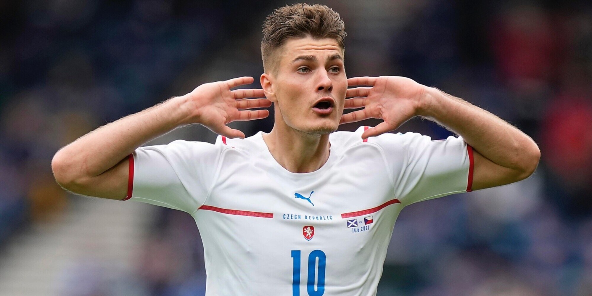 Scozia-Repubblica Ceca 0-2: Schick, eurogol da centrocampo!