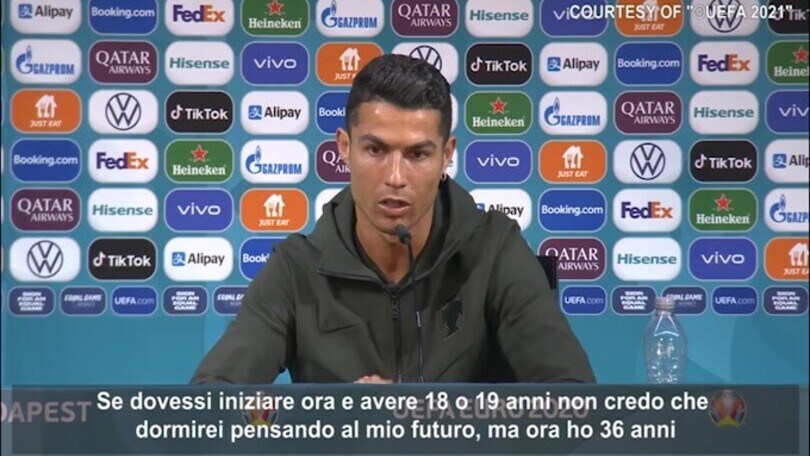 CR7: "Futuro alla Juve? Dormo tranquillo, penso al Portogallo"
