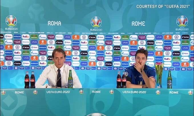 Mancini avvisa: "Comincia un altro torneo"