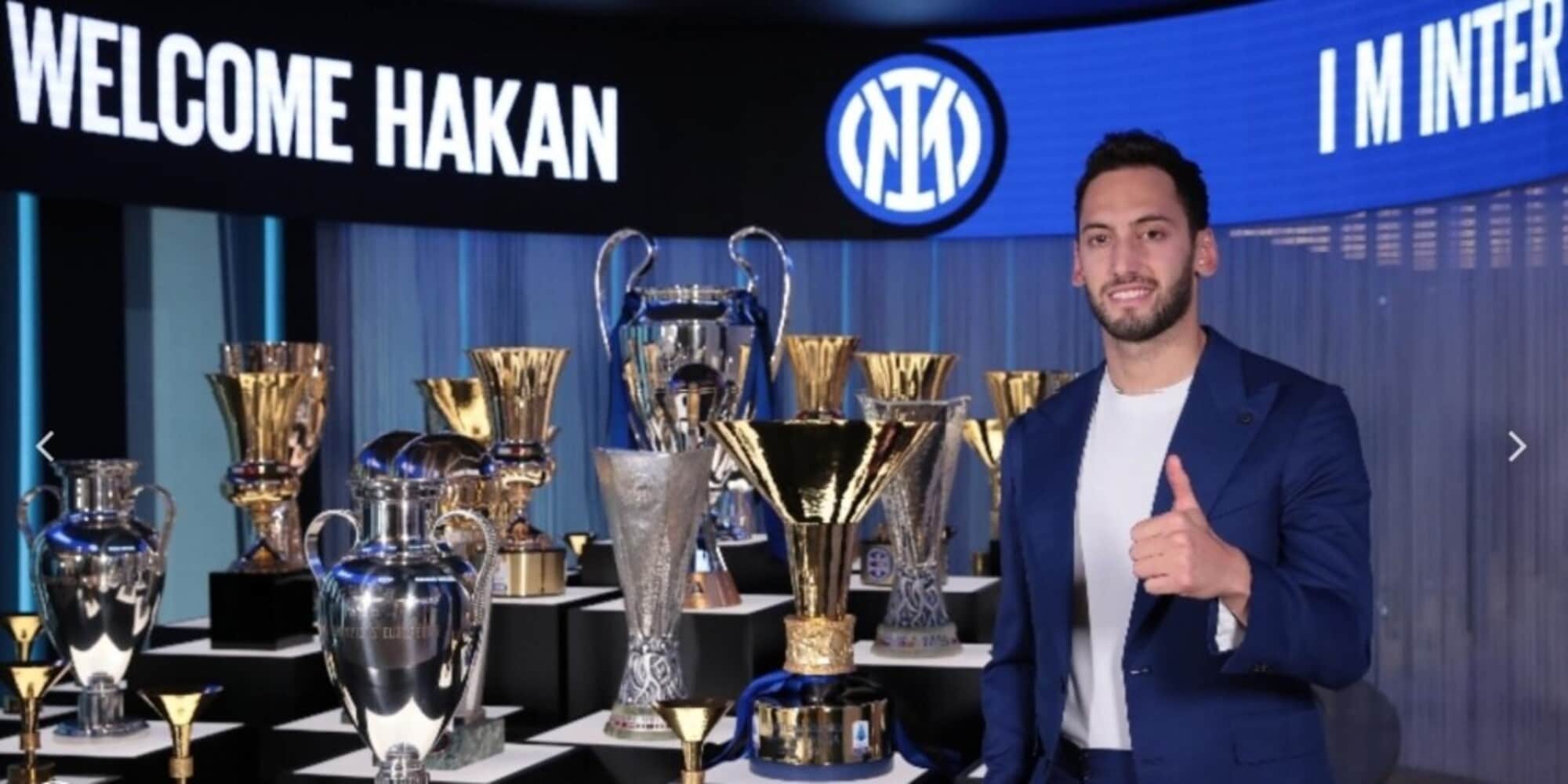 Calhanoglu all'Inter, è ufficiale: il comunicato