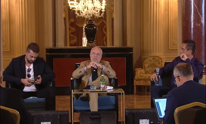De Laurentiis: "Convinciamo 7/8 squadre a non partire"