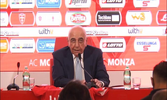 Galliani ricorda: "Il Milan ha giocato meglio ad Istanbul che ad Atene"